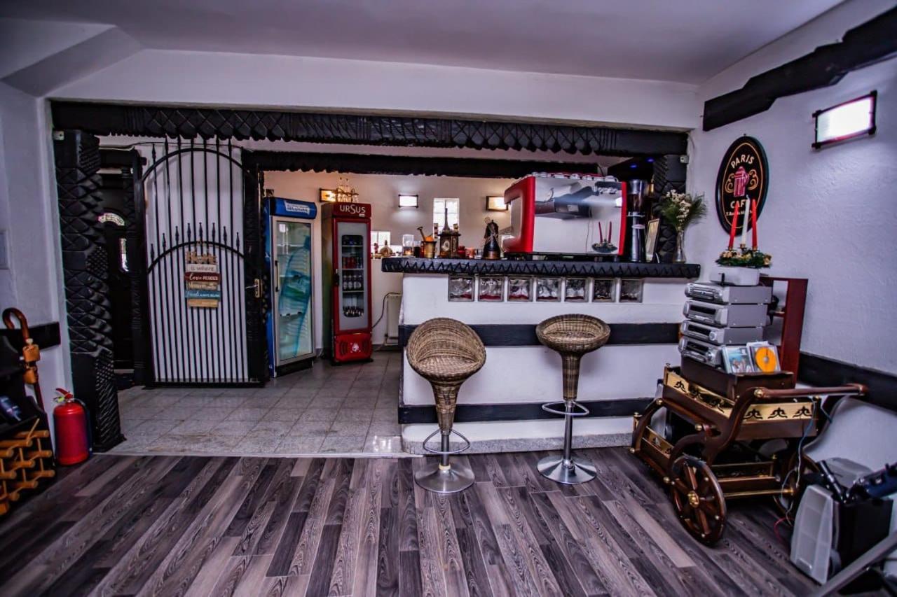 Casa Octavian Hotel Сучевица Екстериор снимка